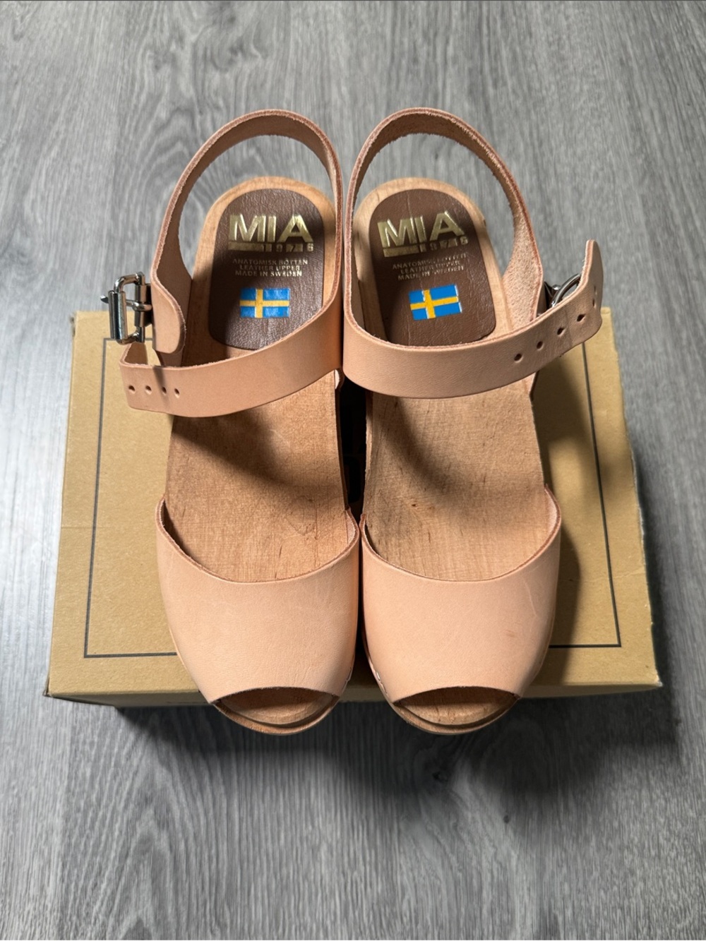 MIA Peach Leather Peep-Toe Slingback Swedish Clogs